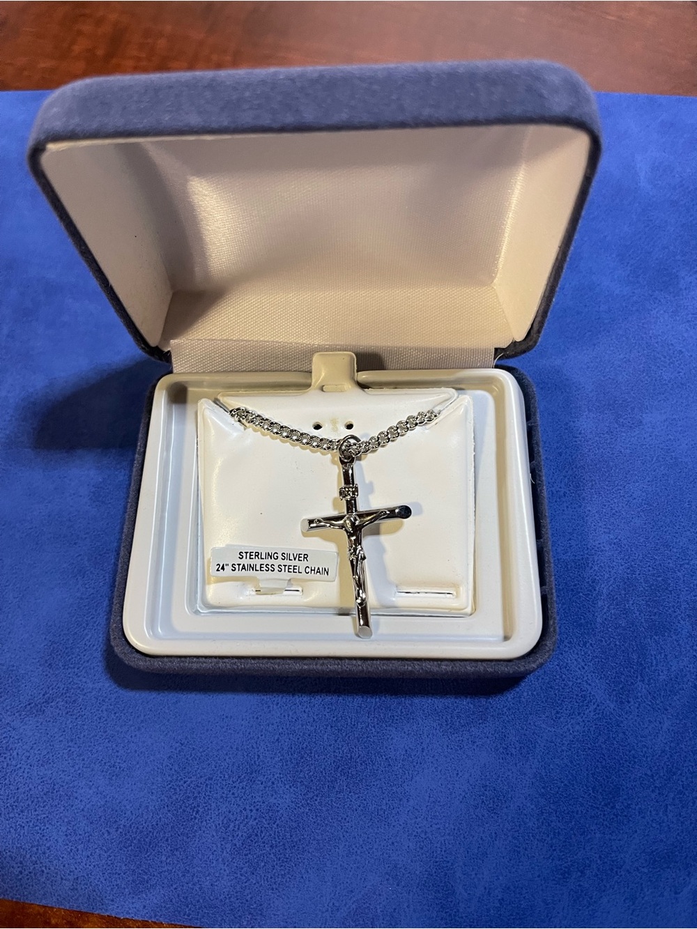 NIB Vintage Sterling Silver Crucifix Pendant with 24" Stainless Chain - Silver